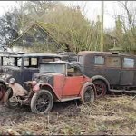 _45634250_vintagethreecars1